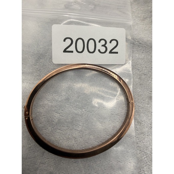 Fossil Bangle Bracelet White Rhinestone 6.5" Signed - Picture 10 of 10